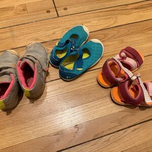 Bundle of  2 Plae shoes